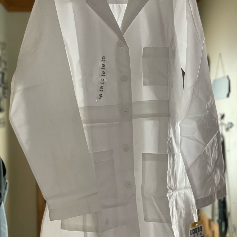 Wonder Wink Wonder Work lab coat NWT